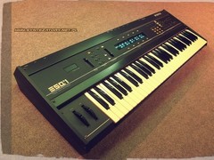 Ensoniq ESQ-1 Analog/Digital Polyphonic Synthesizer