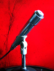 Vintage 1960’s Electro Voice 676 dynamic cardioid microphone Low Z w accessories