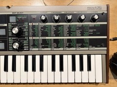 Korg MICROKORG 37 Keys Analog Modeling Synthesizer Excellent Condition