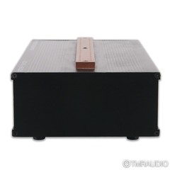Synergistic Research Active Ground Block SE Power Conditioner (Conditioner Only)