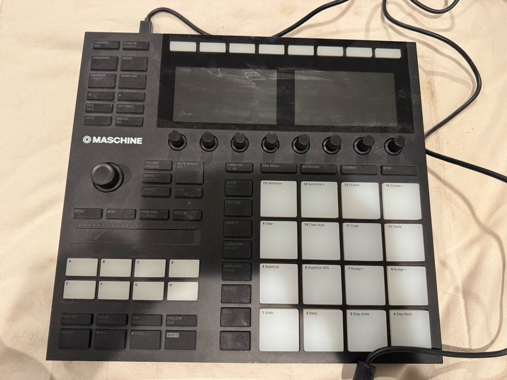 Used Native Instruments Maschine MK3