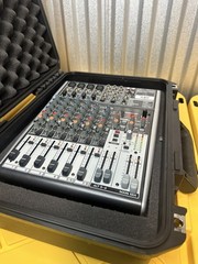 Behringer Xenyx X1204USB 12-Input Mixer USB Audio Interface With Hard Case