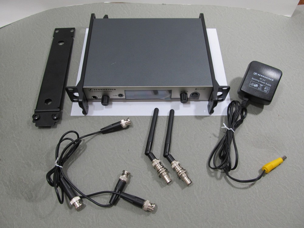 Sennheiser EM 300 G3 True Diversity Receiver G-Band 566-608 MHz