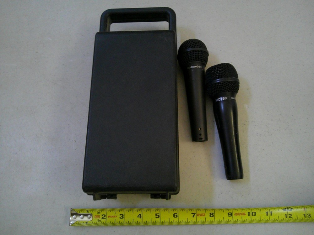 SET 2 HANDHELD DYNAMIC MICROPHONE VOCAL MC150 XM8500 MUSIC GIG MIKE BOX AS IS