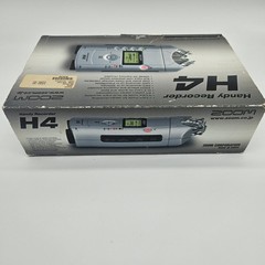 Zoom H4 Handy Recorder 4-Track Digital Complete New Open Box with CD Bundle