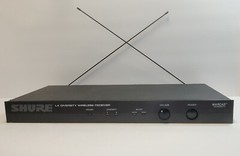 Shure – L4-CE Diversity Wireless Receiver VHF 169.445-216.100MHz MARCAD Antennas