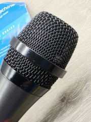 The Singing Machine Dynamic Professional Microphone