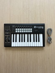 Novation Launchkey 25 MK3 25-Key MIDI Keyboard Controller W/ USB Read
