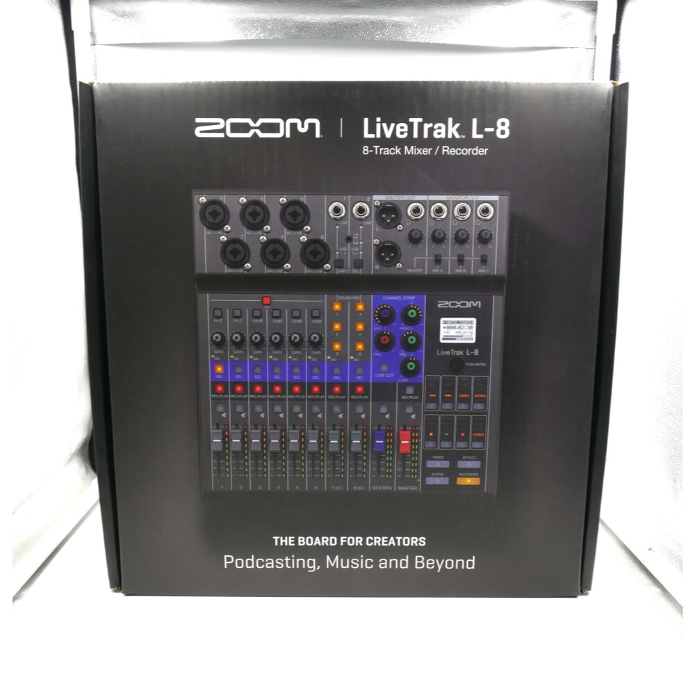 Zoom LiveTrak L-8 Portable 8-Ch Digital Mixer & Multitrack Recorder **OPEN BOX**