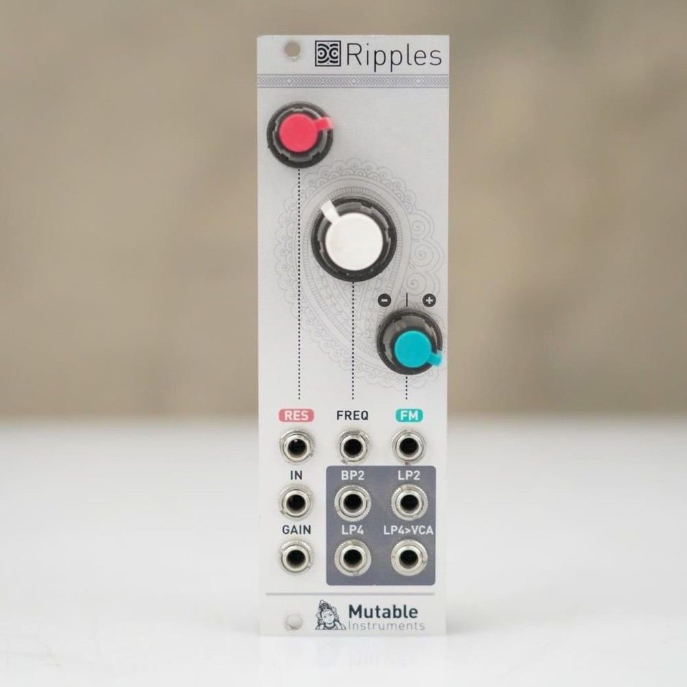 Mutable Ripples Eurorack Module w/ Mogami Patch Cable #58369