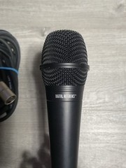 Digital Reference DRV200 Dynamic Lead Vocal Mic W/Cable