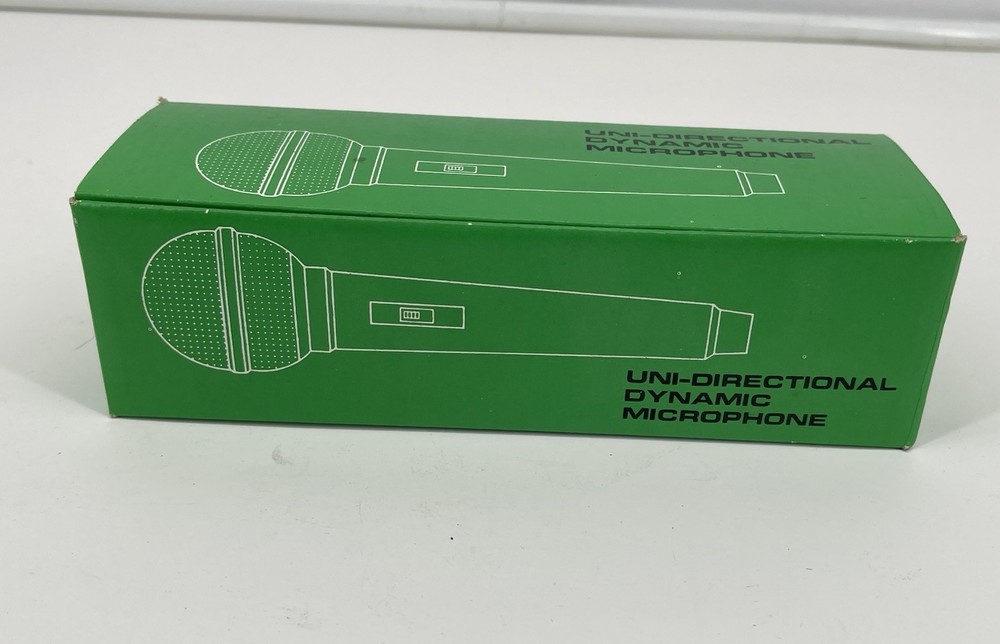 Uni-Directional Dynamic Gold Microphone w Attached Cord New in Box