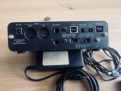 Roland UA-22 Duo-Capture EX Audio MIDI Interface. Music. Home studio. Recording