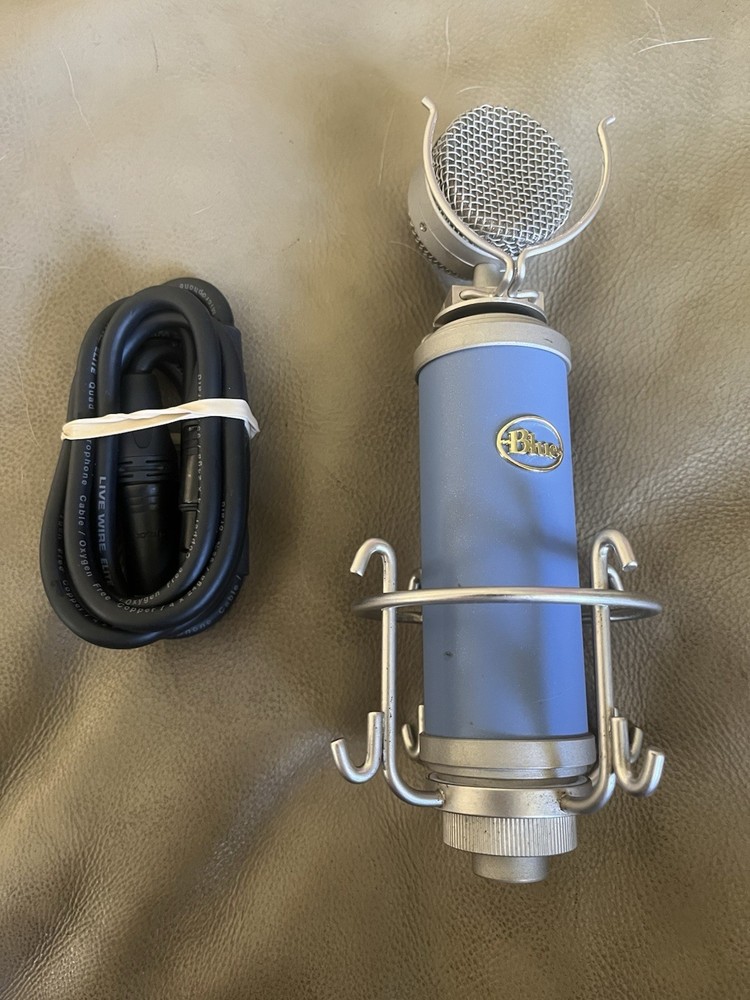 Blue Bluebird SL Large Diaphragm Studio Condenser Microphone Blue W/shock Mount