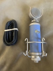 Blue Bluebird SL Large Diaphragm Studio Condenser Microphone Blue W/shock Mount