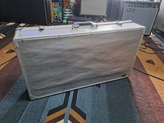 Aluminum Hard Case w/ Carry Handle & Foam Interior, Large 32x12x6 Silver