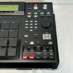 Akai Professional MPC2500 Music Production Center Unisex OS Black 128MB RAM