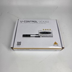 Behringer U-CONTROL UCA202 Ultra-Low Latency 2 In/2 Out USB Audio Interface