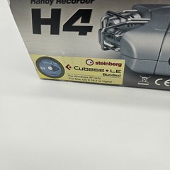 Zoom H4 Handy Recorder 4-Track Digital Complete New Open Box with CD Bundle
