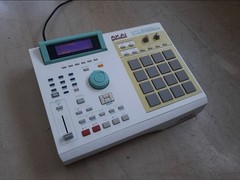 Akai MPC 2000XL Custom Pop Color Mint Drum Machine Sampler Serviced Max RAM CF