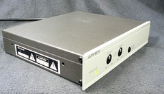Aphex Model 124A bidirectional audio level interface -10 dBV — +4/+8 dBU