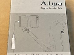 New Aputure Lyra Lavalier Microphone Lapel Mic for iPhone both USB-C & Lightning