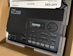 Roland MT-100 Sound Module with original box, PSU, manual – excellent condition!