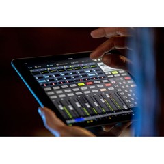 Zoom LiveTrak L-20 20-Channel Digital Mixer & Multitrack Recorder