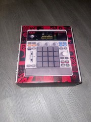 Akai Professional MPC Sample Standalone Portable Sampler