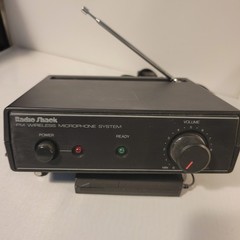 Wireless FM Microphone System Radio Schack 32-1221B Base and Transmitter
