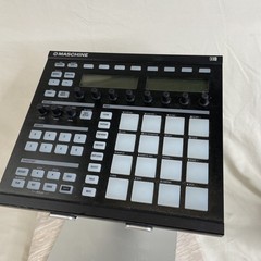 Native Instruments Maschine Controller Drum Machine Sampler MIDI Groovebox Black