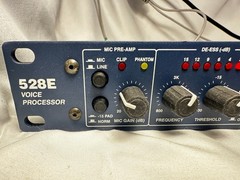 Symetrix, Inc. 528E Six-Function Professional Voice Processor