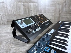 35º Stands for Waldorf Blofeld or Pulse 2 Desktop Synths – BLACK – US Seller