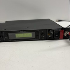 Shure U4D-UB Dual Channel Wireless Receiver UB Band 692-716MHz Powers On – Read!