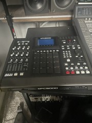 Akai MPC5000 Music Production Center Sampler Drum Machine