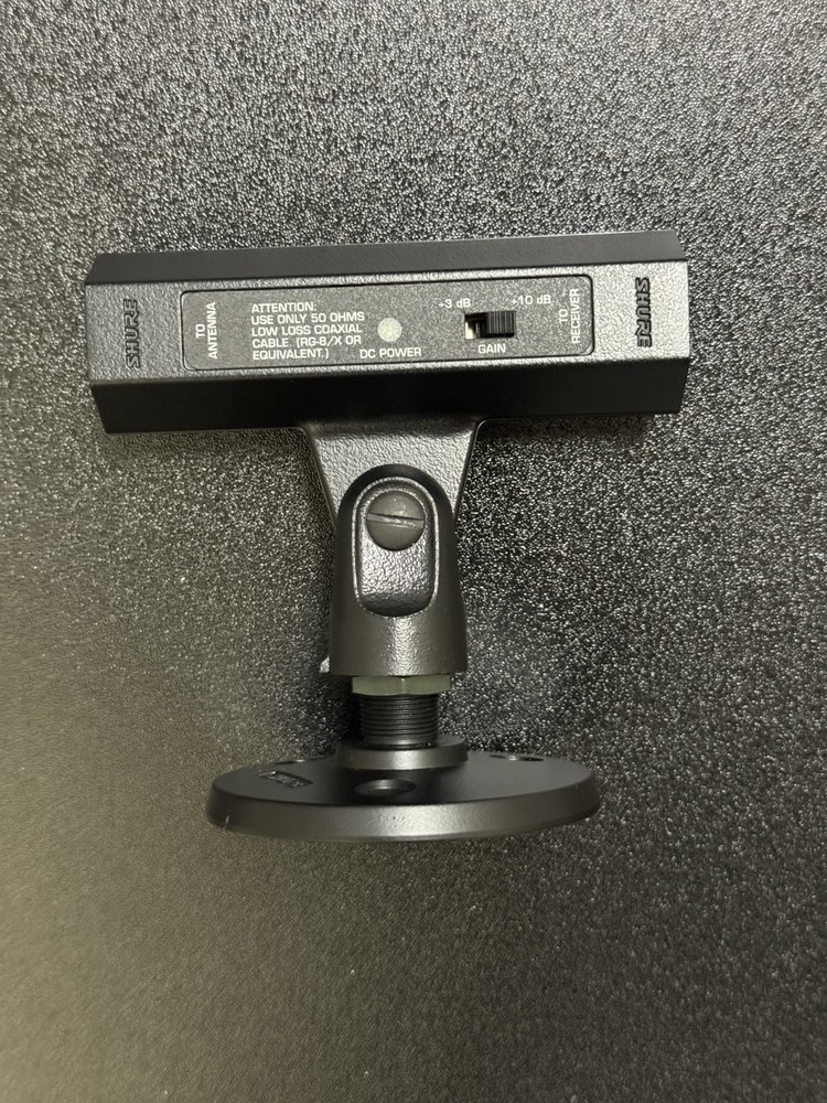 Shure UA830 In-Line Antenna Amplifier – +3 / +10 dB – PRICE LISTED IS PER UNIT