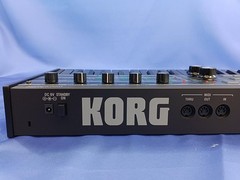 KORG microKORG-BKBK Synthesizer Vocoder 37-Key Analog Modeling w/ Case & Box