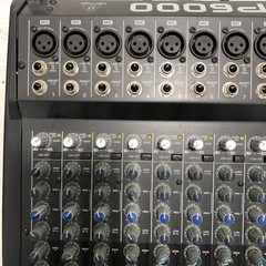 Behringer Europower PMP6000 1600-Watt 20-Channel Powered Mixer