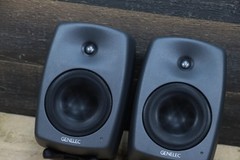 Genelec 8040B 180W Bi-Amplified 6.5″ Woofer Powered Studio Monitor (Pair) w/Box
