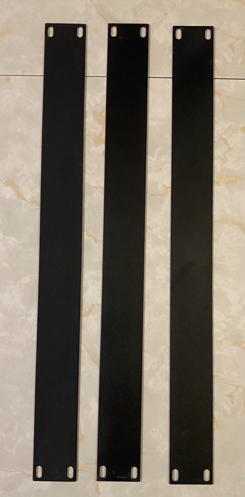 1 unit Rack Space Blank – Quantity of 3 – Pro Audio – 19″