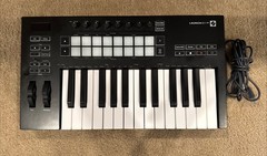 Novation Launchkey 25 With Power Cable – Used