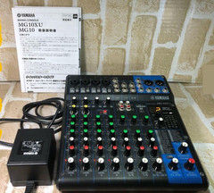 YAMAHA MG10XU 10-Input 4 Mic Analog Mixing Console