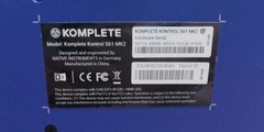 KOMPLETE KONTROL S49 MK2 PURPLE LIMITED EDITION