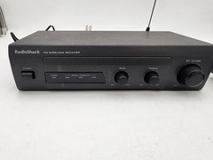 RadioShack FM Wireless Microphone Receiver 32-1256 900MHz 8-Channel