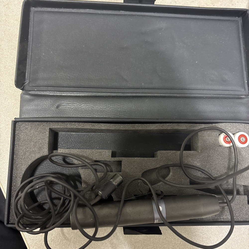 Audio-technica AT831a Electret Condenser Unidirectional +case #H3