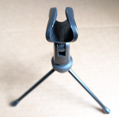 New Premium Mini 3/8″ Tripod Desktop Microphone Stand Clip Mics Collapsible Leg