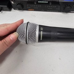 Samson CR277 Kit with HT7 Transmitter Mics (as-is mics not powering on)