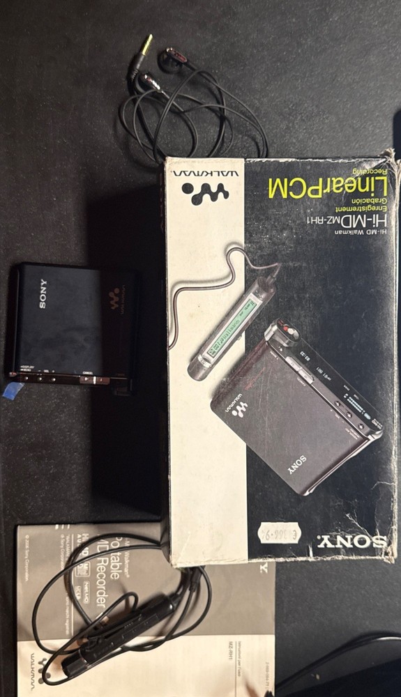 SONY MZ-RH1 Walkman Hi-MD MiniDisc Recorder Player Tested w/ ALL Access. & BOX
