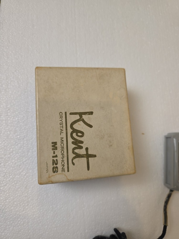 KENT M-126 Crystal Microphone. Vintage. With Original Box