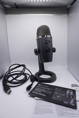 Blue Yeti nano USB Microphone